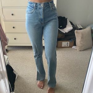Abercrombie Curve love 90s straight curve love jean with slit